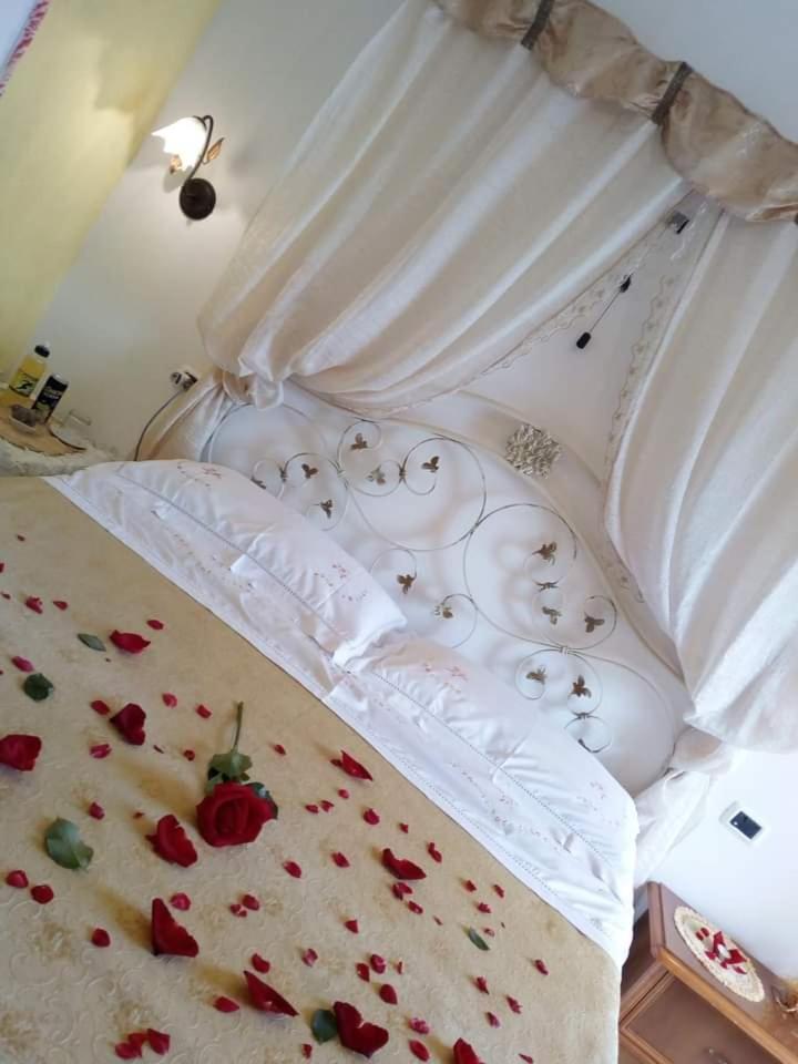 Bed and Breakfast Vecchio West Аджерола Экстерьер фото