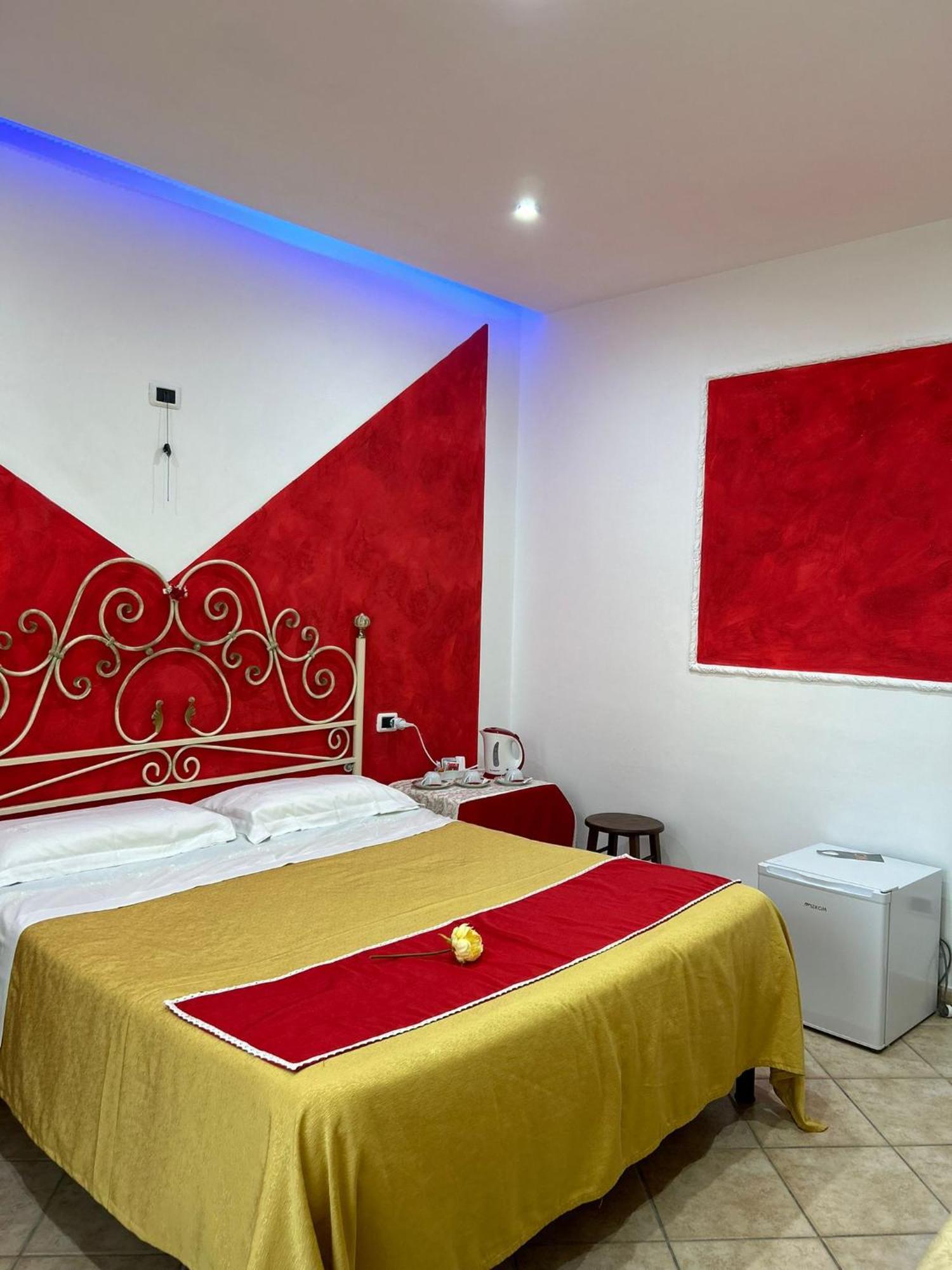 Bed and Breakfast Vecchio West Аджерола Экстерьер фото